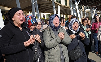 Görev yaptığı adliyede ölü bulunan güvenlik görevlisi gözyaşlarıyla uğurlandı