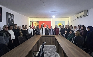 İYİ Partili Kadınlardan Aksu’da dayanışma buluşması