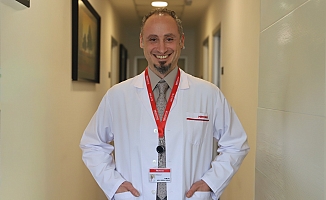 Op. Dr. Adil Güçal Güçlü: "Taş düşüren hastada 5 yıl içinde tekrarlama riski yüzde 50"