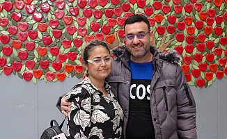  Sevgililer Günü'nde eşinden gelen hayat