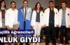 Dişçilik öğrencileri önlük giydi