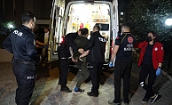 Anne-babasını odaya kilitledi, ekiplere ecel terleri döktürdü!