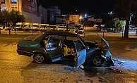 Tırla çarpışan Tofaş hurdaya döndü!