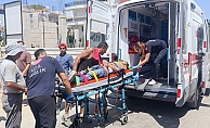 Manavgat’ta inşaattan düşen 2 işçi yaralandı