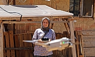 Dronu elinde, kurtlara göz açtırmayan kadın çoban