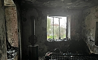 Evinde çıkan yangında ağır yaralanan yaşlı kadın hayatını kaybetti