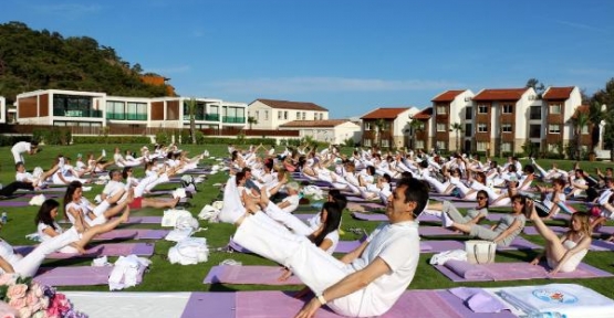 Uluslararası Yoga Festivali, Antalya'da başladı