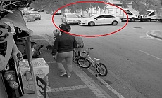  'Dur' tabelasını kapatan kamyonet kazaya neden oldu