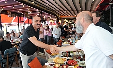 Konyaaltı esnafından Başkan Kotan’a teşekkür