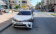 Otomobil ile çarpışan motosikletli yaralandı