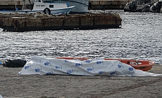 Antalya'da denizde erkek cesedi bulundu