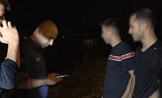 Balık tutmak için indiler, falezlerde mahsur kaldılar
