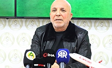 Hasan Çavuşoğlu: "Şimdiye kadar hocamızın oyuncu talebi olmadı"